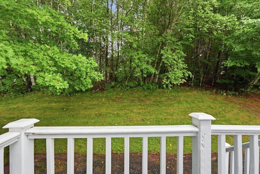 41 Deer Run Brookfield, MA 01506 - Photo 19 of 21