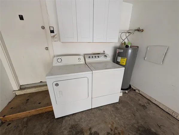 $1,595 | 2921 Shelby Avenue, Dallas, TX 75219