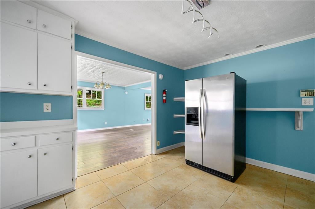 4445 Woodhaven Drive Decatur, GA 30035 - Photo 9 of 21 Gallery Image 9