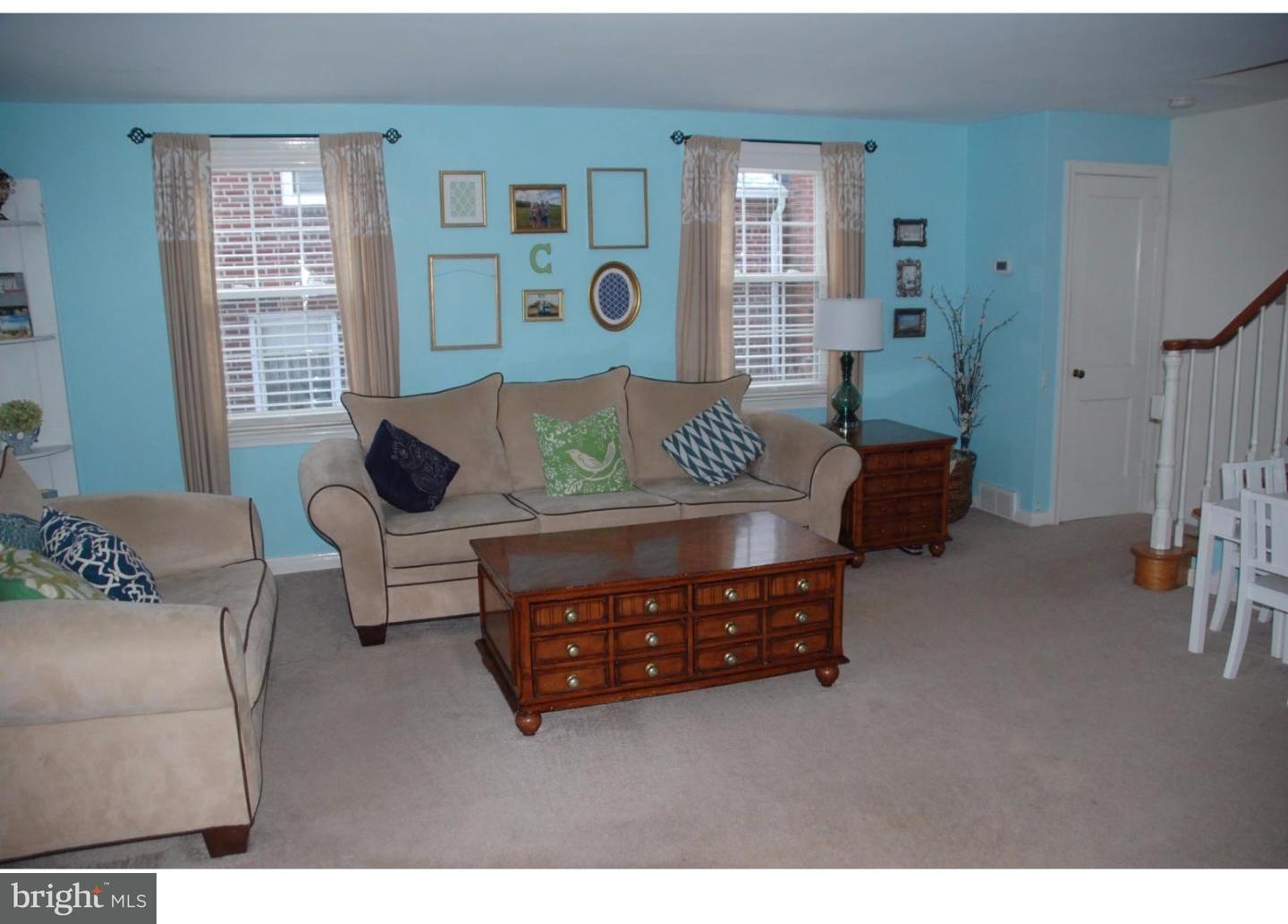 14 North Alford Road Springfield, PA 19064 - Photo 3 of 24 Living Room