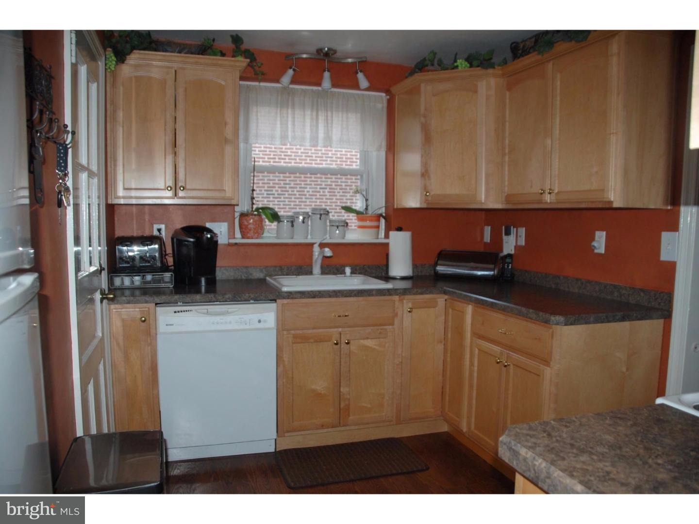 14 North Alford Road Springfield, PA 19064 - Photo 9 of 24 Kitchen