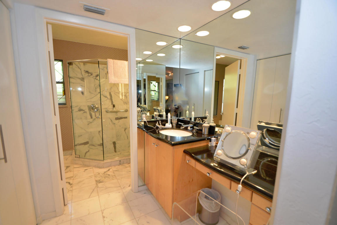 20087 Waters Edge Drive, Unit 202 Boca Raton, FL 33434 - Photo 20 of 37 #20