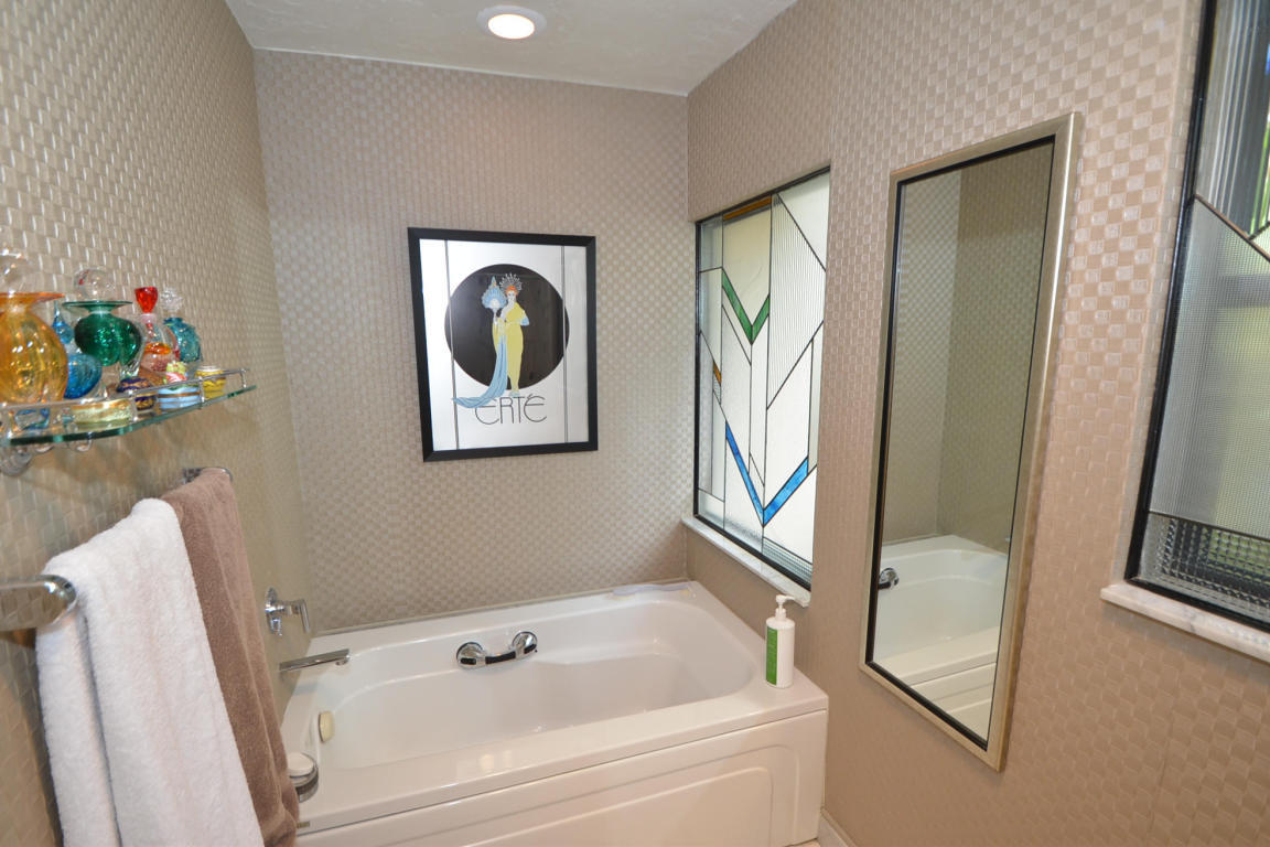 20087 Waters Edge Drive, Unit 202 Boca Raton, FL 33434 - Photo 22 of 37 #22