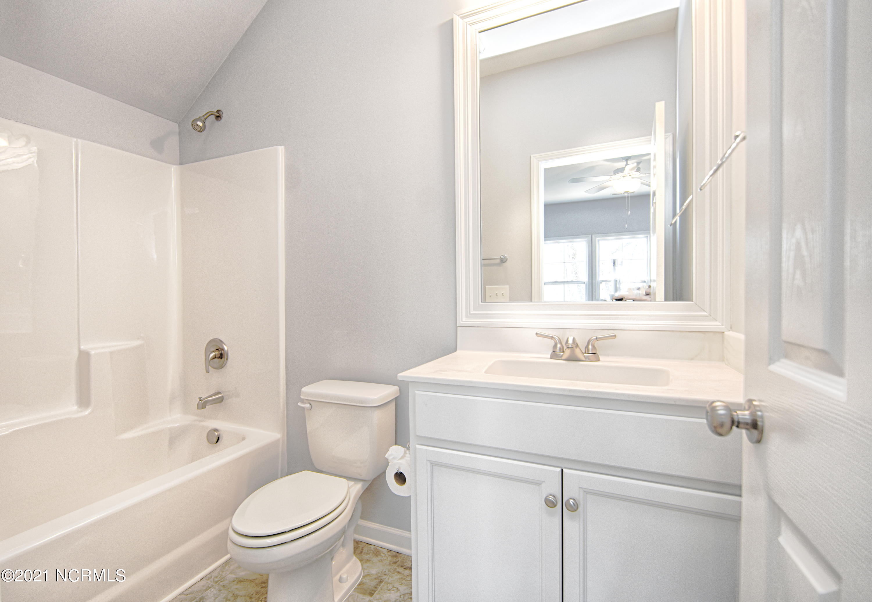 193 Violetear Ridge Hampstead, NC 28443 - Photo 15 of 25 17