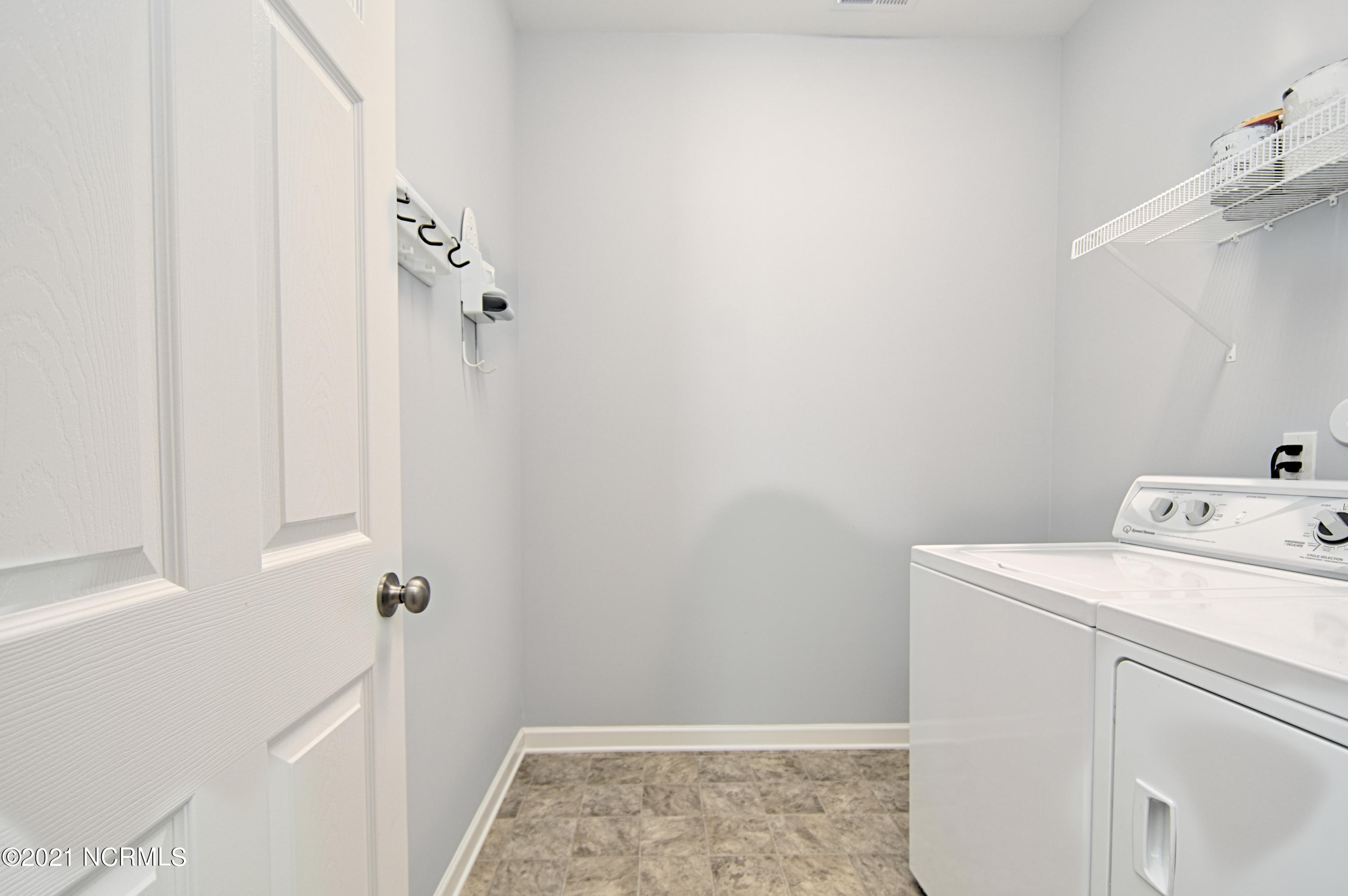 193 Violetear Ridge Hampstead, NC 28443 - Photo 17 of 25 18