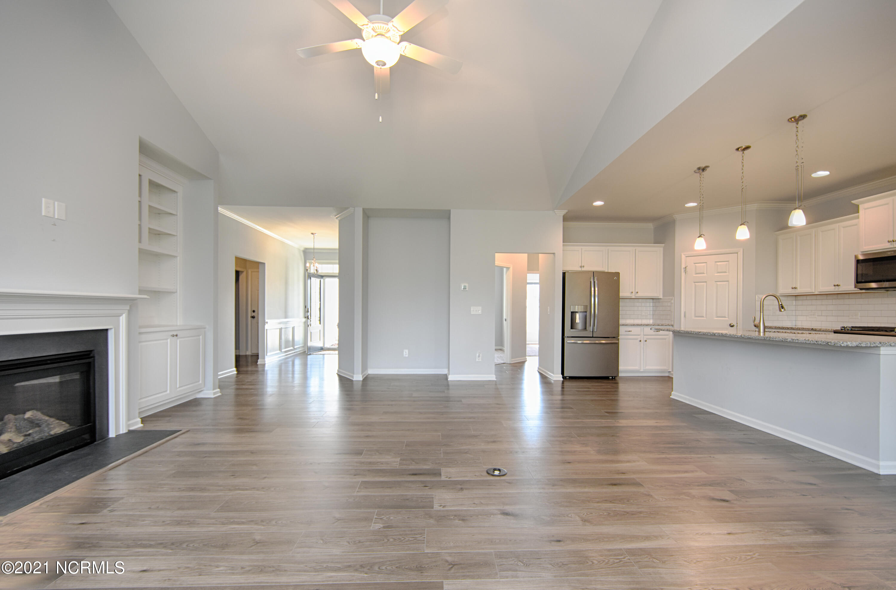 193 Violetear Ridge Hampstead, NC 28443 - Photo 8 of 25 8