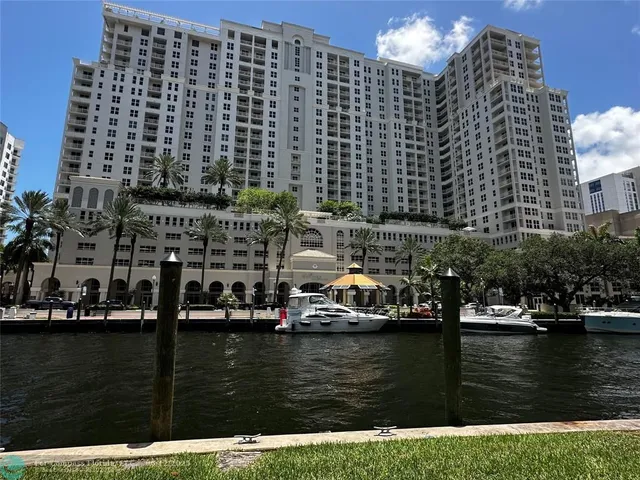 $2,900 | 511 Southeast 5th Avenue, Unit 911, Fort Lauderdale, FL 33301