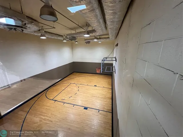 $2,900 | 511 Southeast 5th Avenue, Unit 911, Fort Lauderdale, FL 33301