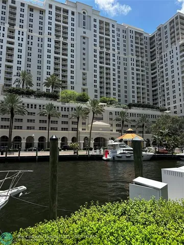 $2,900 | 511 Southeast 5th Avenue, Unit 911, Fort Lauderdale, FL 33301
