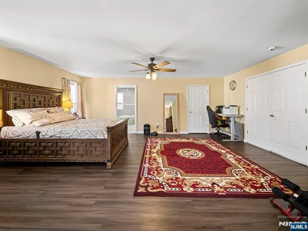 $1,250,000 | 7 Patrick Avenue, Emerson, NJ 07630