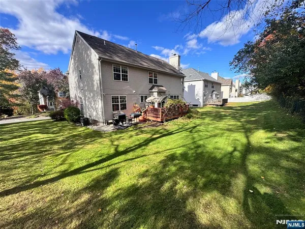 $1,250,000 | 7 Patrick Avenue, Emerson, NJ 07630