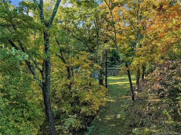 $1,250,000 | 191 Huntington Street, Shelton, CT 06484