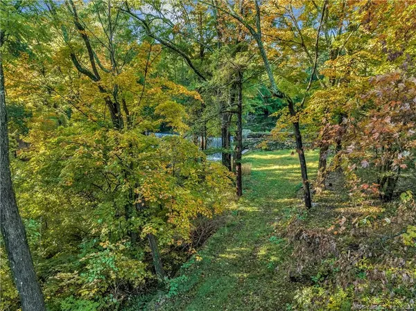 $1,250,000 | 191 Huntington Street, Shelton, CT 06484