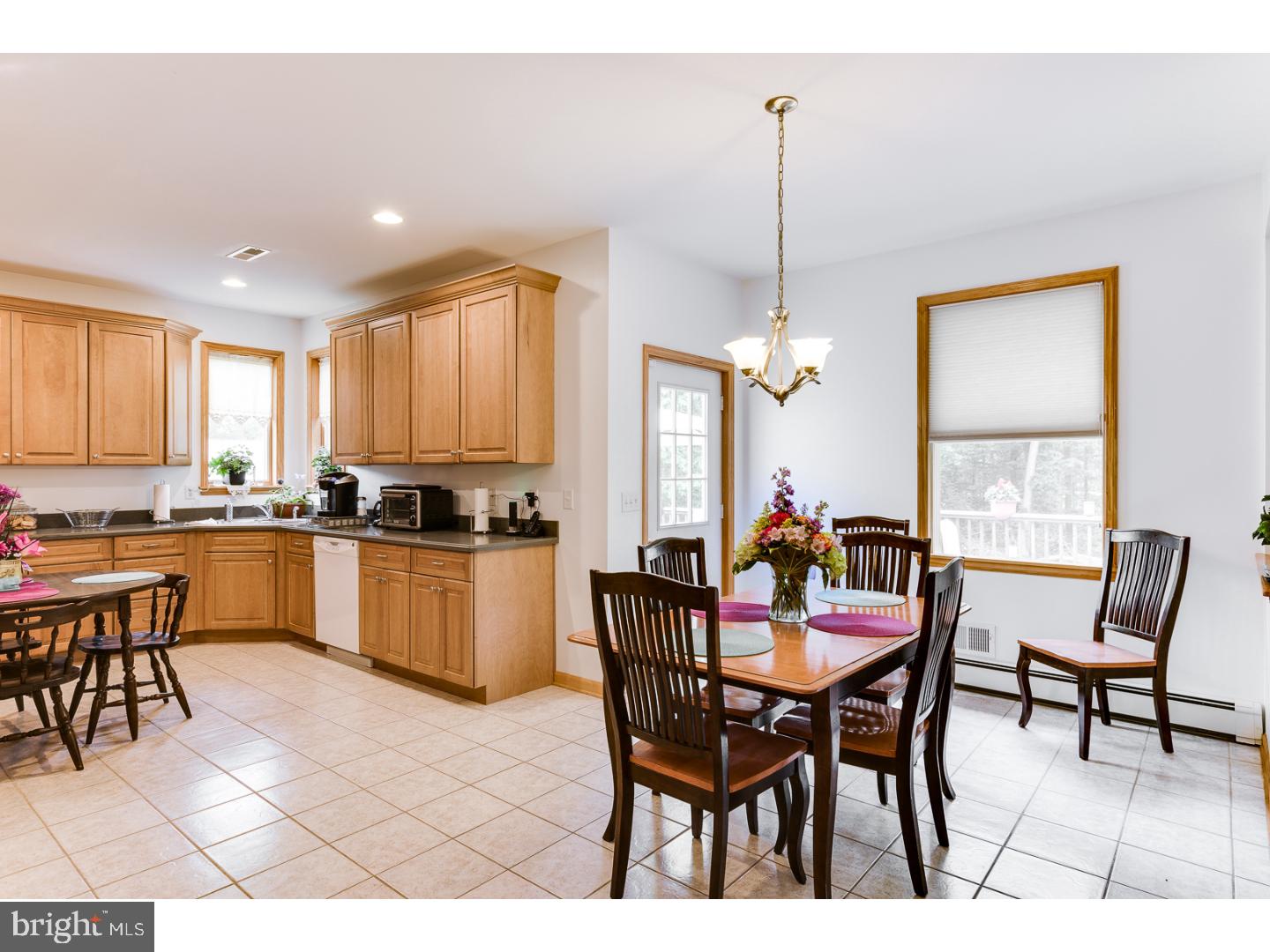 323 Jacobstown Cookstown Road Wrightstown, NJ 08562 - Photo 10 of 25 Gallery Image 10