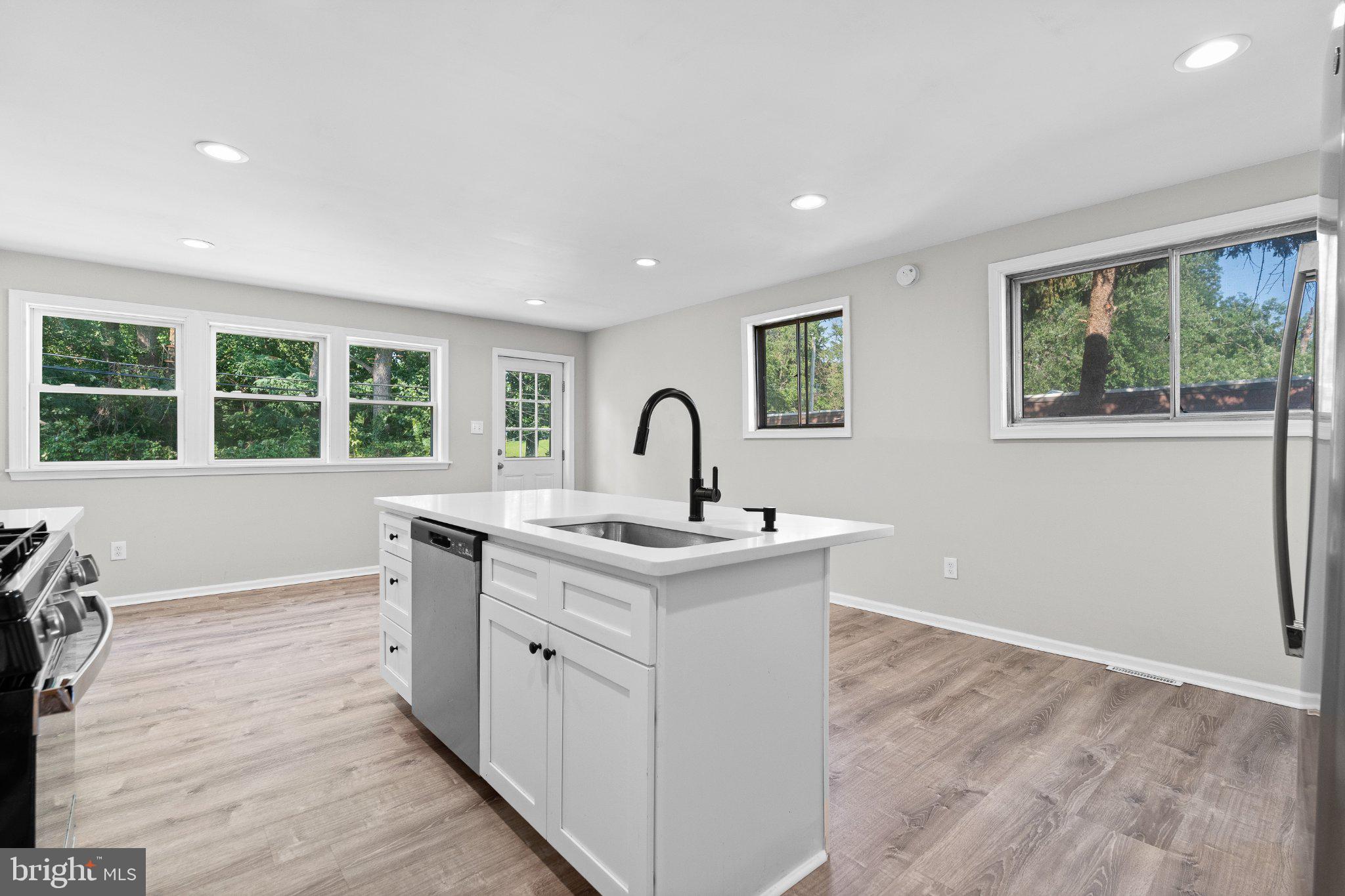 205 Juniper Road, Unit 288 Havertown, PA 19083 - Photo 6 of 28 Bright and airy modern kitchen space.