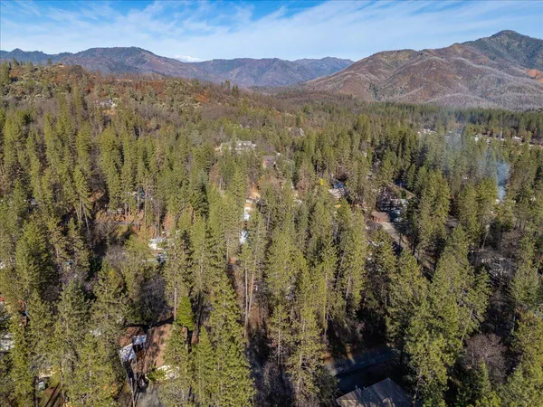 $599,500 | 20697 Nosoni Court, Lakehead, CA 96051