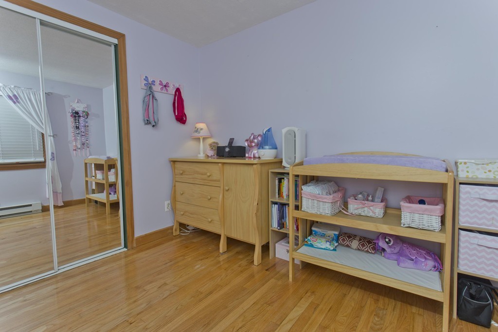 109 Sierra Vista Road Springfield, MA 01128 - Photo 11 of 17 Gallery Image 11