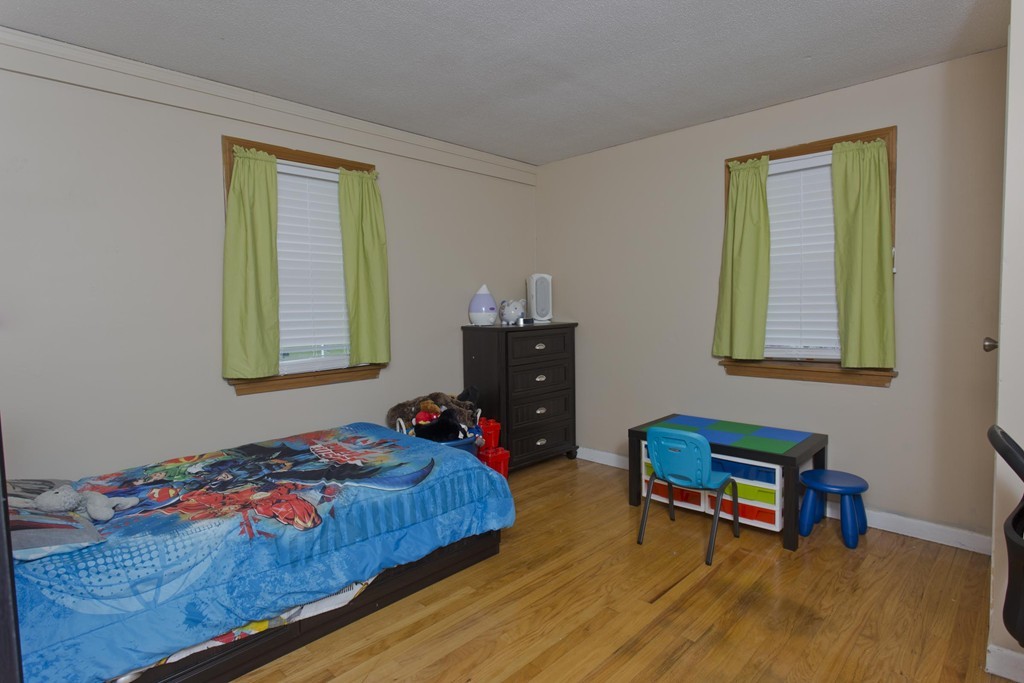 109 Sierra Vista Road Springfield, MA 01128 - Photo 8 of 17 Gallery Image 8