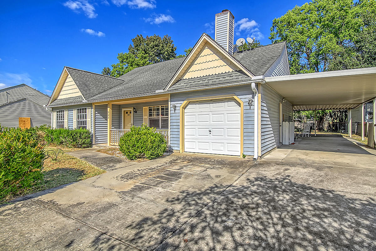 307 Cherokee Drive Summerville, SC 29486 - Photo 3 of 28 CREM_307 Cherokee_025