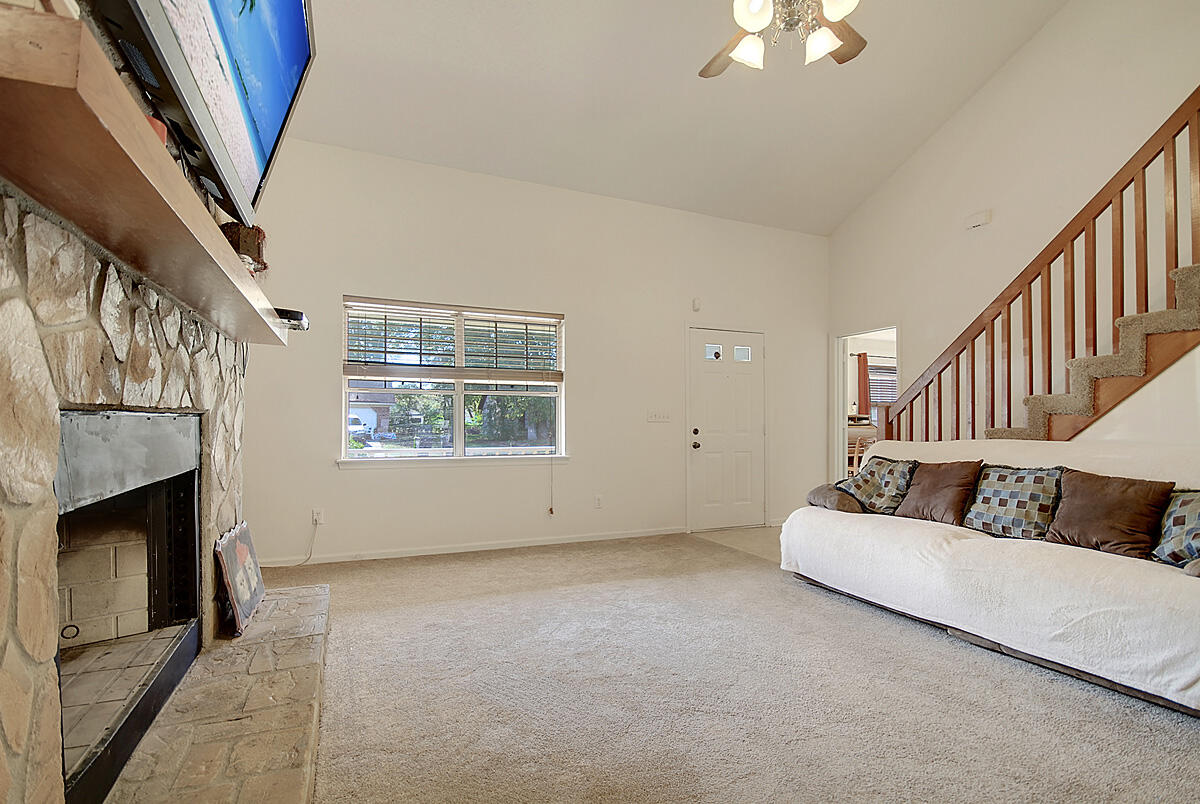 307 Cherokee Drive Summerville, SC 29486 - Photo 5 of 28 CREM_307 Cherokee_001