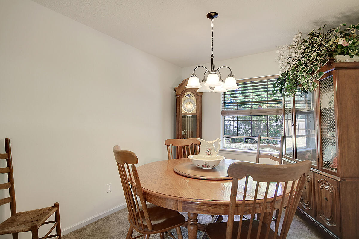 307 Cherokee Drive Summerville, SC 29486 - Photo 9 of 28 CREM_307 Cherokee_005