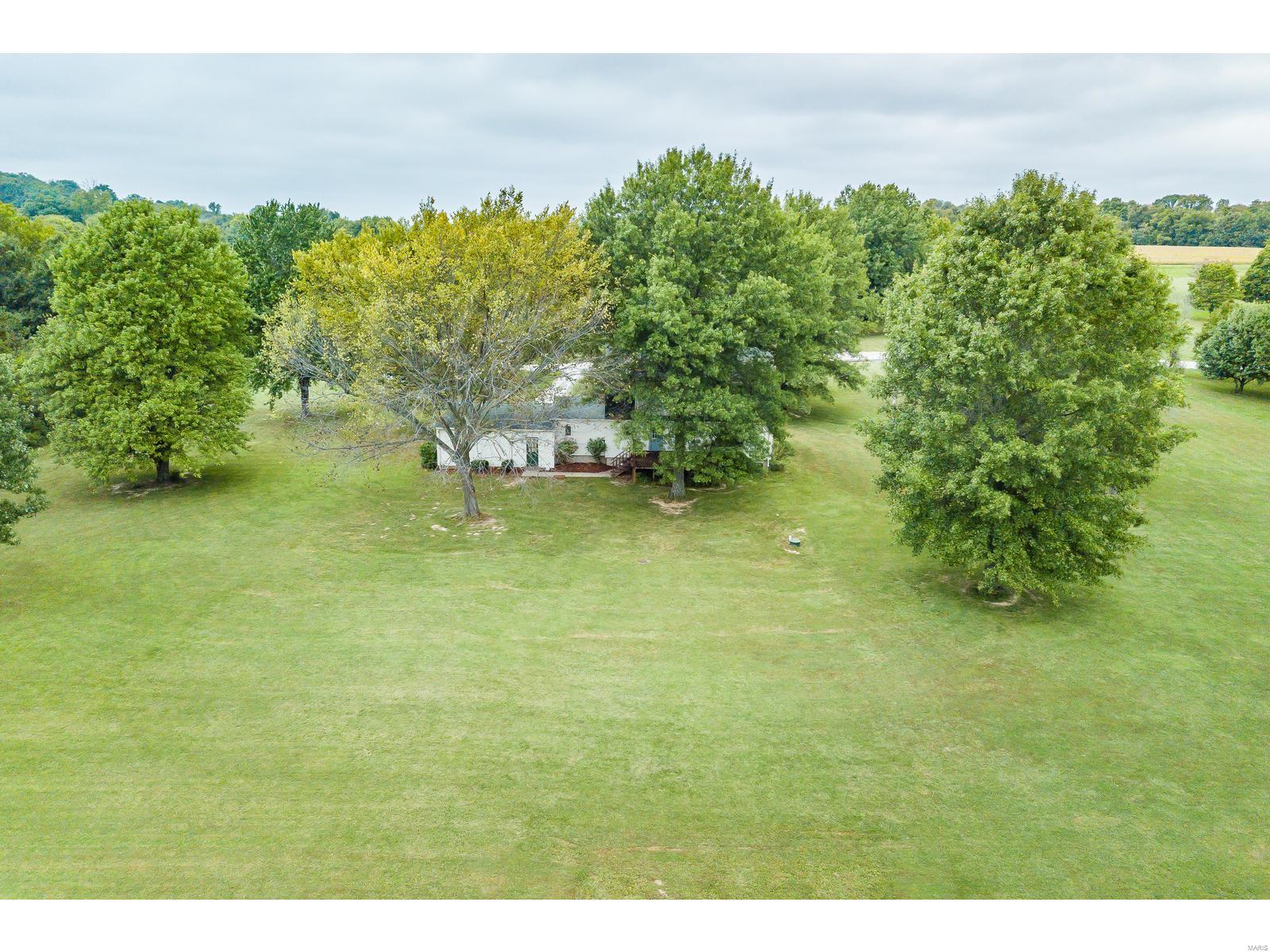 308 Defiance Road Defiance, MO 63341 - Photo 29 of 34 Gallery Image 29