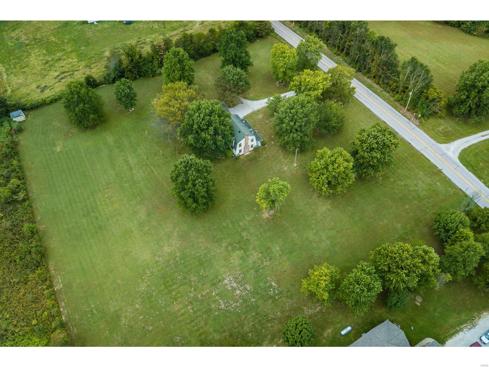308 Defiance Road Defiance, MO 63341 - Photo 32 of 34 Gallery Image 32