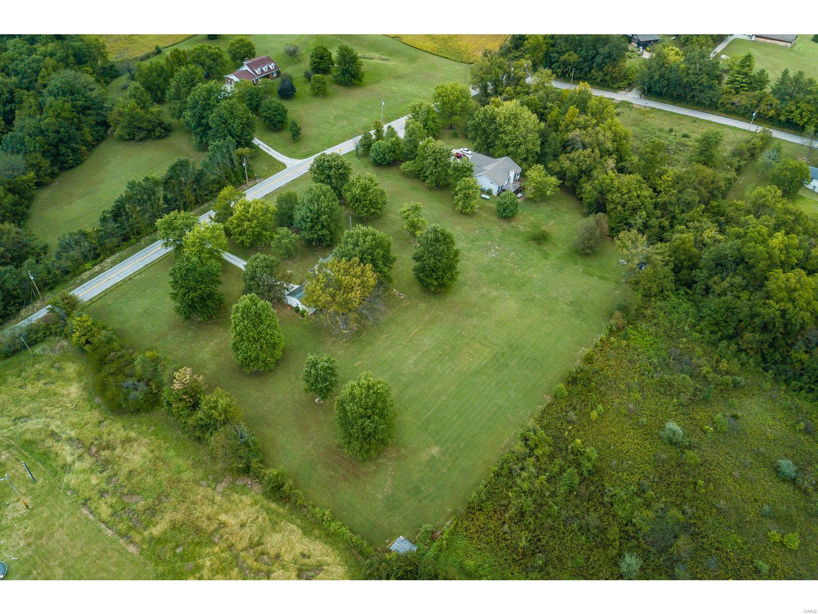 308 Defiance Road Defiance, MO 63341 - Photo 33 of 34 Gallery Image 33
