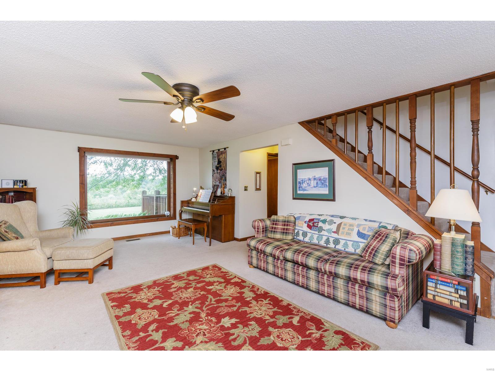 308 Defiance Road Defiance, MO 63341 - Photo 7 of 34 Gallery Image 7