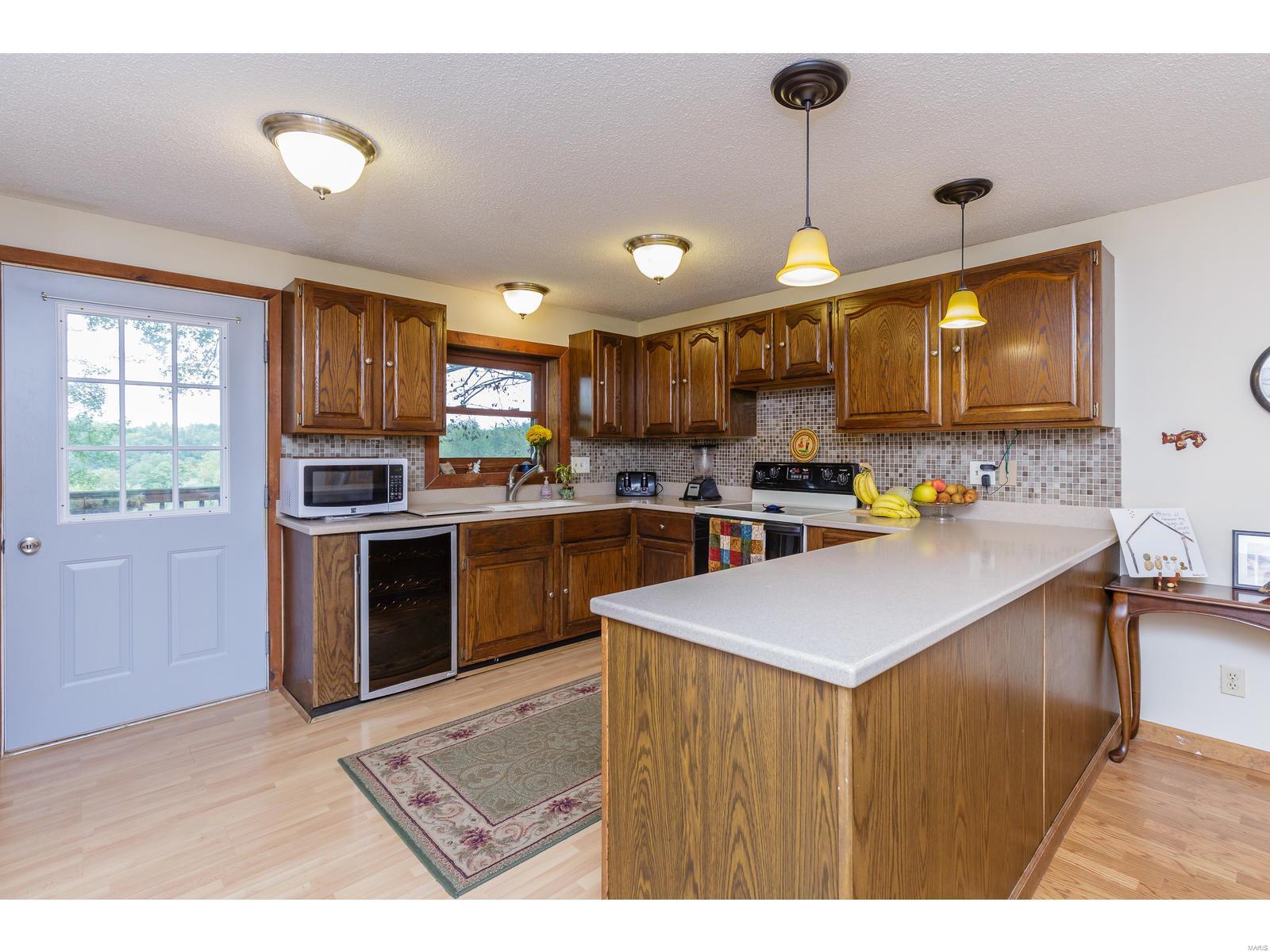 308 Defiance Road Defiance, MO 63341 - Photo 10 of 34 Gallery Image 10