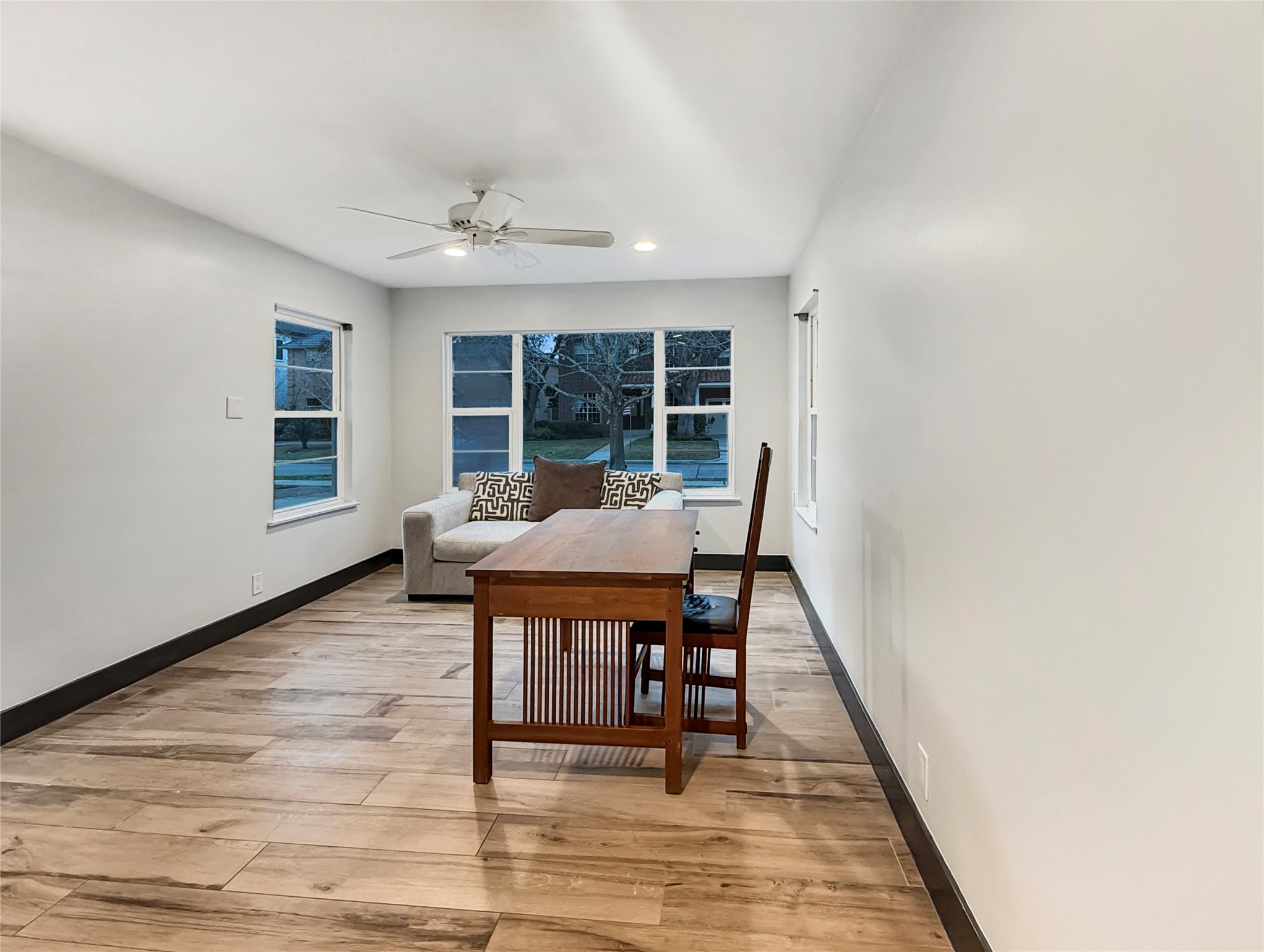 4521 Maple Street Bellaire, TX 77401 - Photo 6 of 36 Another view of large flex area.