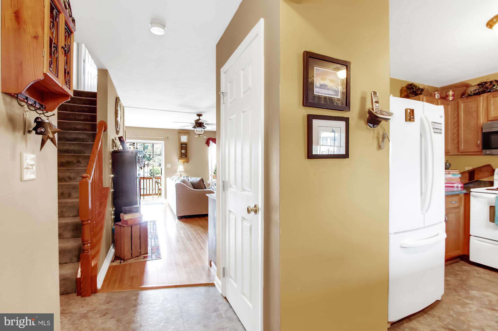 39 East 3rd Avenue Spring Grove, PA 17362 - Photo 4 of 28 Lovingly maintained! Move right in