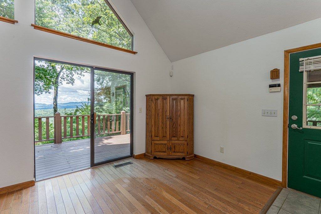425 Boyd Ridge Drive Murphy, NC 28906 - Photo 4 of 41