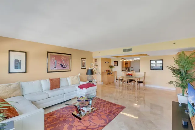 $406,000 | 3200 Port Royale Drive North, Unit 1109, Fort Lauderdale, FL 33308