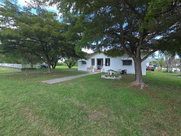 $1,000,000 | 145 Southwest 3rd Avenue, Florida City, FL 33034