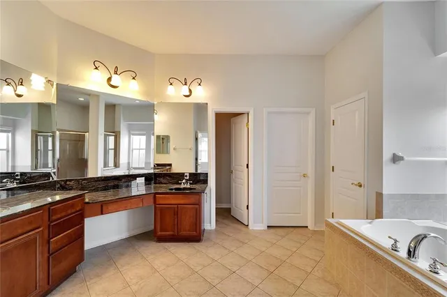 $4,100 | 5604 Skimmer Drive, Apollo Beach, FL 33572