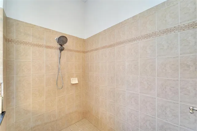 $4,100 | 5604 Skimmer Drive, Apollo Beach, FL 33572