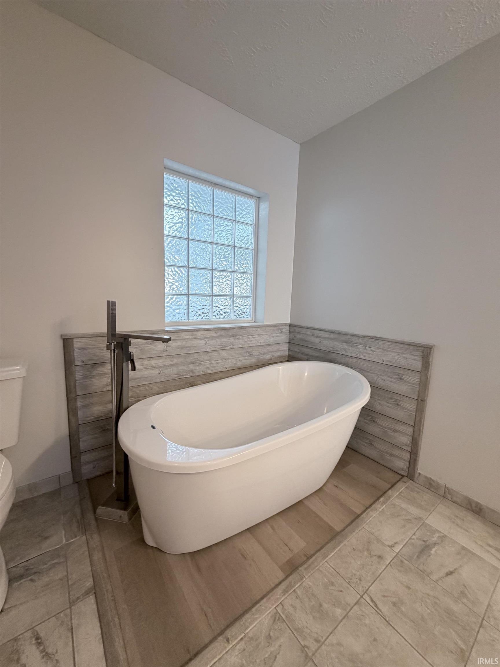 155 West Smithville Road Bloomington, IN 47403 - Photo 11 of 30