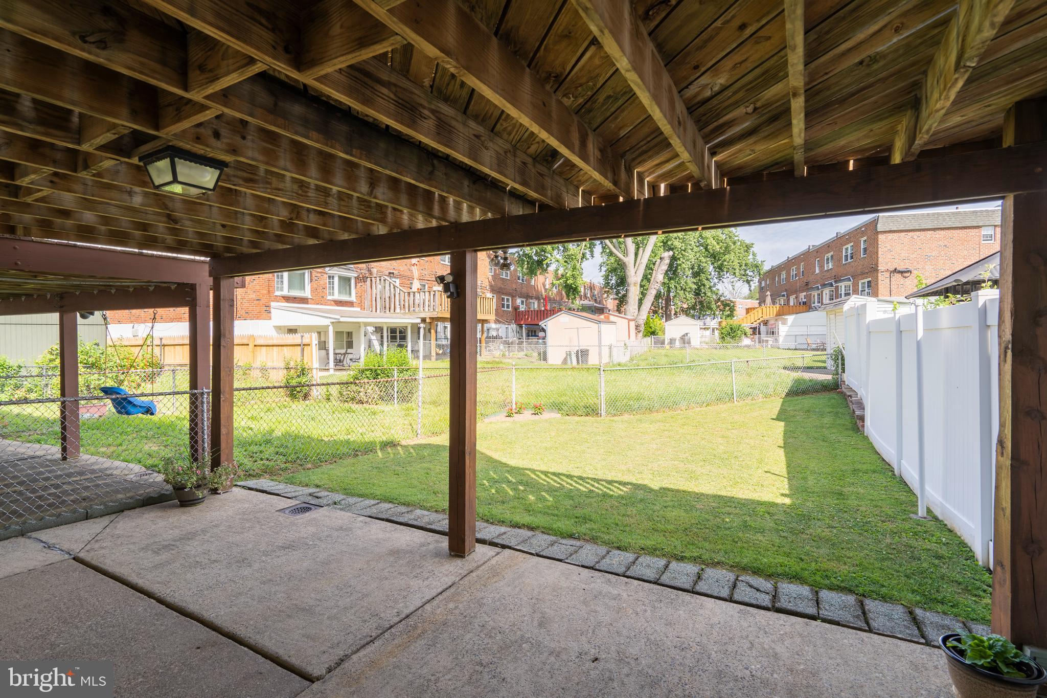 12406 Rambler Road Philadelphia, PA 19154 - Photo 23 of 25 Patio