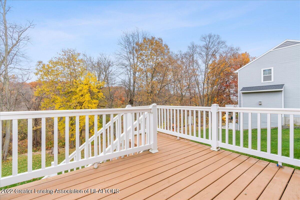 105 Rindle Bluff Portland, MI 48875 - Photo 12 of 50 16-A7R00873