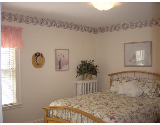 12 Becket Road Belmont, MA 02478 - Photo 6 of 14