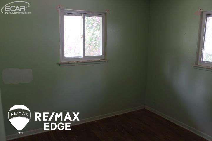 1514 Randy Court Flint, MI 48505 - Photo 18 of 24 21215745-17.JPG