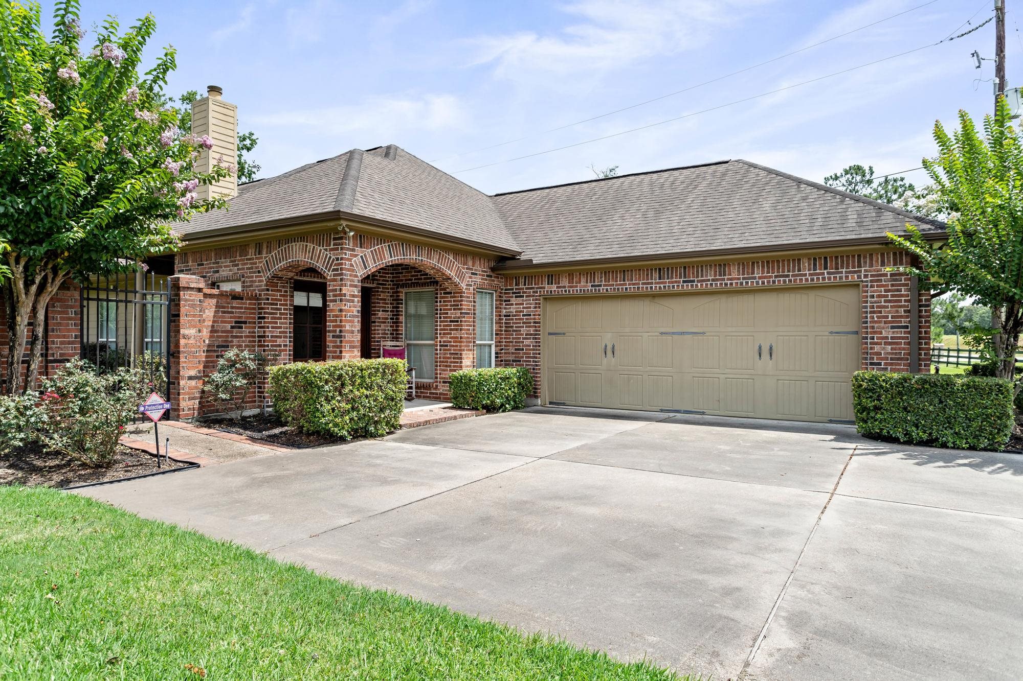 6149 R F D Road Beaumont, TX 77713 - Photo 3 of 35