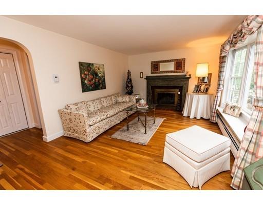 33 Beaverbrook Road Burlington, MA 01803 - Photo 13 of 23 Gallery Image 13