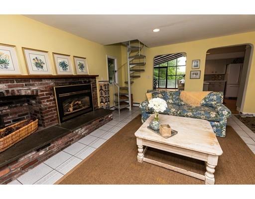 33 Beaverbrook Road Burlington, MA 01803 - Photo 8 of 23 Gallery Image 8