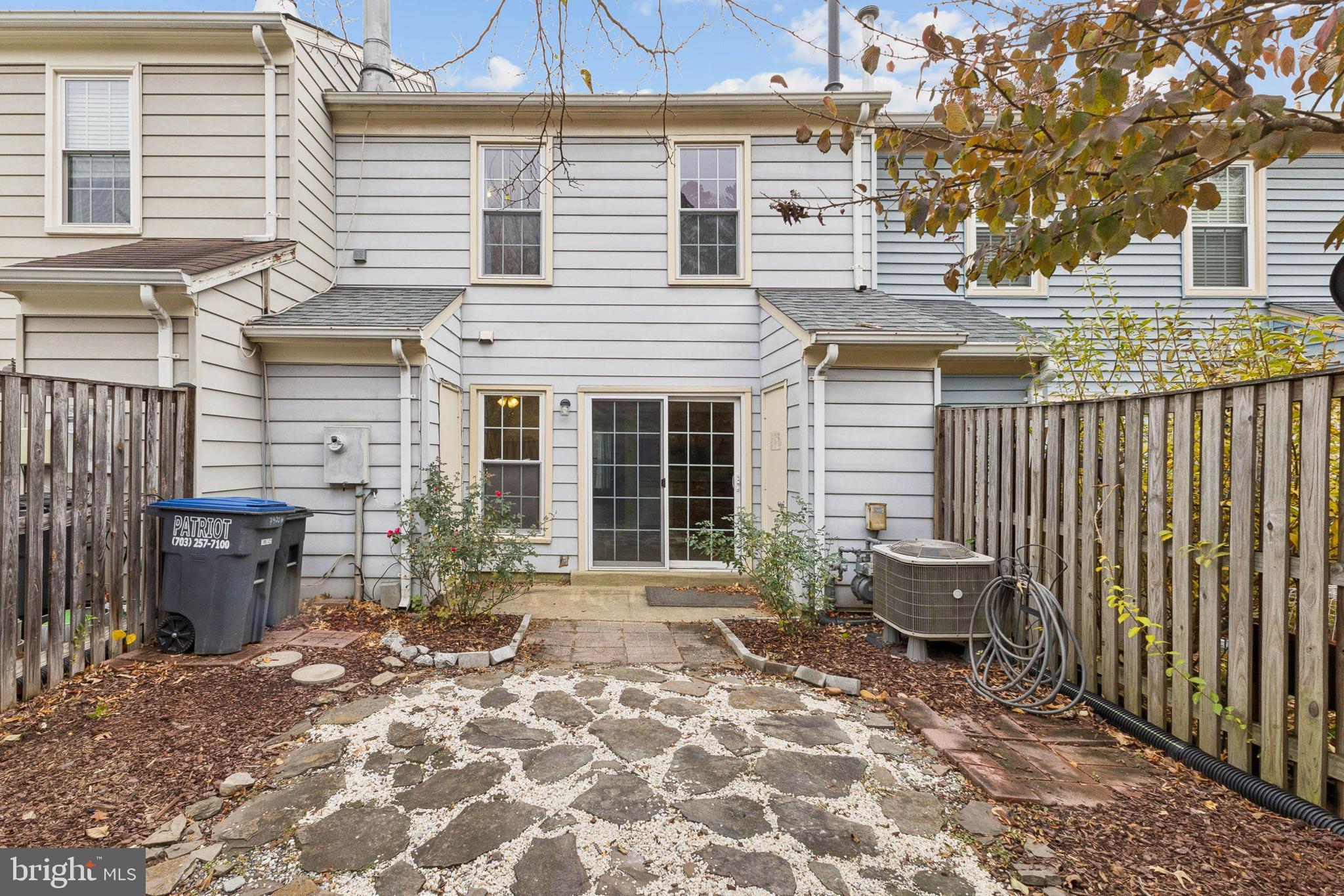 7420 Houndsbury Court Alexandria, VA 22315 - Photo 31 of 34