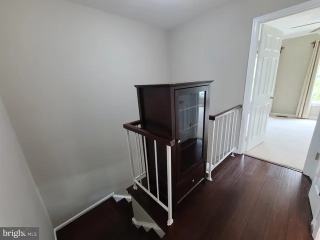 $2,800 | 7420 Houndsbury Court, Alexandria, VA 22315