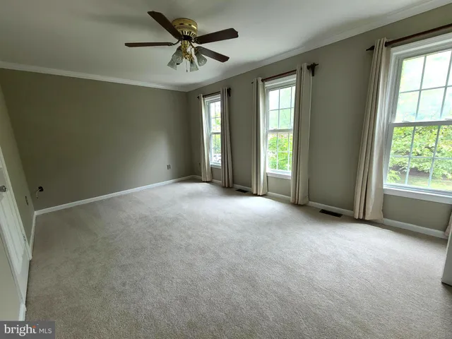 $2,800 | 7420 Houndsbury Court, Alexandria, VA 22315