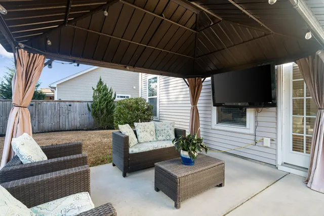 $619,900 | 3217 Arrow Arum Drive, Johns Island, SC 29455