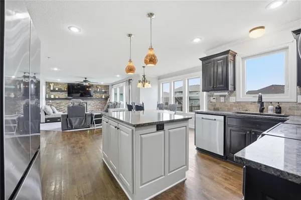 $410,000 | 12306 Burr Oak Circle, Peculiar, MO 64078